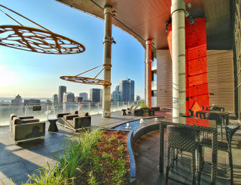 Viewing deck in Le Peterson condo buildng 405 de la concorde